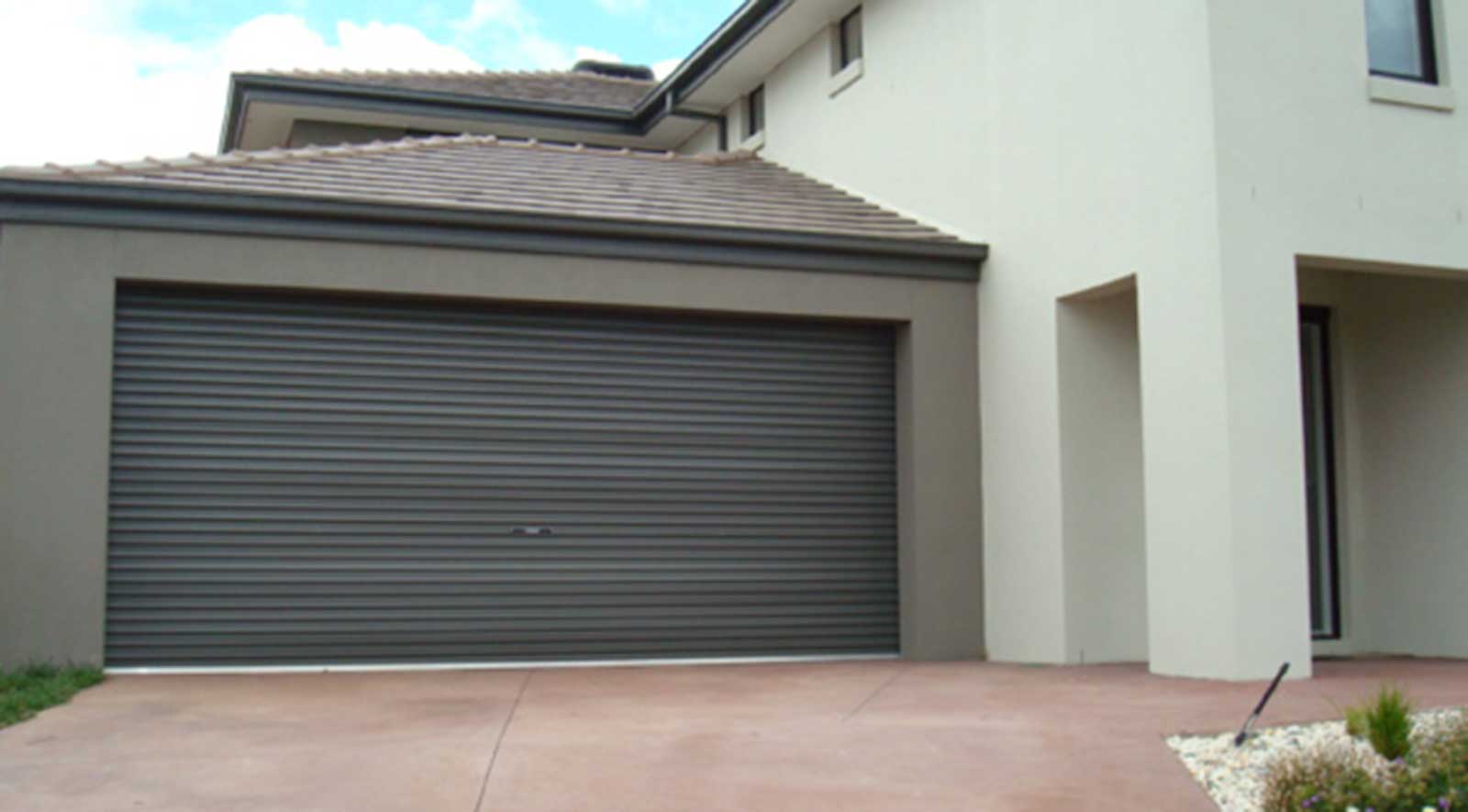 Colorbond roller garage door serviced by Doormec in the Illawarra